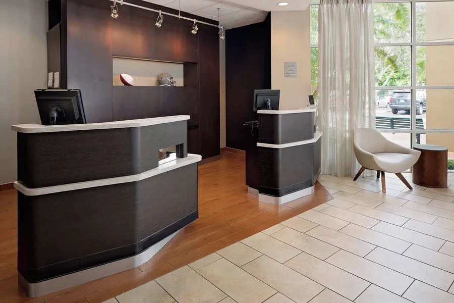 Courtyard by Marriott Fort Lauderdale North/Cypress Creek hotel detail image 2