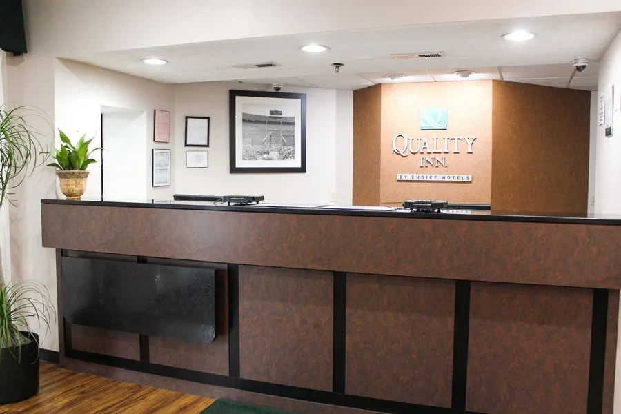 Quality Inn Clinton - Knoxville North hotel detail image 2