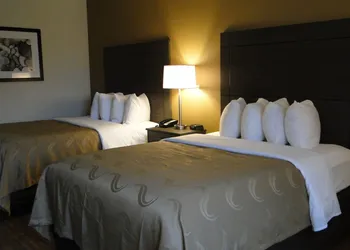 Quality Inn Clinton - Knoxville North hotel thumbnail 6