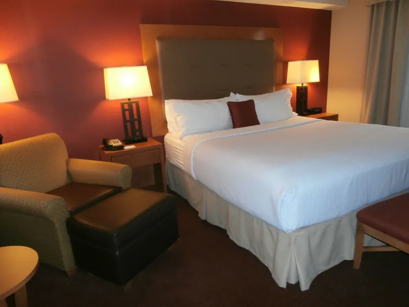Holiday Inn & Suites Oakland Airport by IHG hotel detail image 2