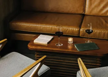 Hotel Henri NY hotel thumbnail 4