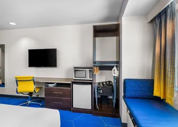 Microtel Inn & Suites by Wyndham Conway hotel thumbnail 6