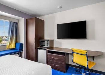 Microtel Inn & Suites by Wyndham Conway hotel thumbnail 8