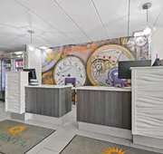 La Quinta Inn & Suites by Wyndham Sturbridge hotel detail image 5