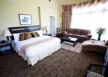 Days Inn by Wyndham Surrey hotel thumbnail 8