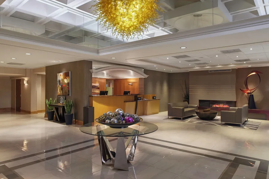 DoubleTree by Hilton Akron Fairlawn hotel detail image 2