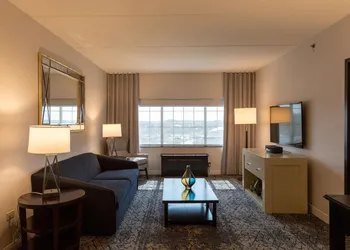 Sheraton Chicago Northbrook Hotel hotel thumbnail 2