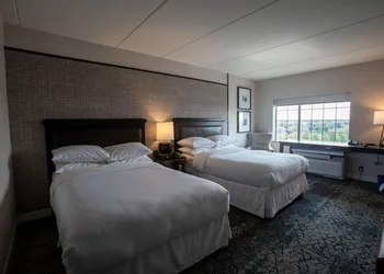 Sheraton Chicago Northbrook Hotel hotel thumbnail 6
