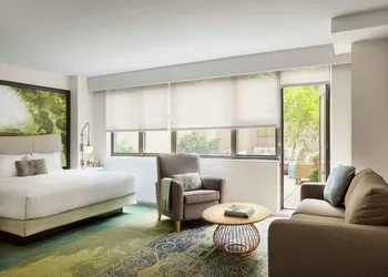 The Gardens Sonesta ES Suites New York hotel thumbnail 8