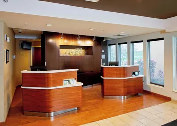 Courtyard by Marriott Lansing hotel thumbnail 2