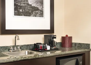 Ayres Suites Ontario at the Mills Mall - Rancho Cucamonga hotel thumbnail 8