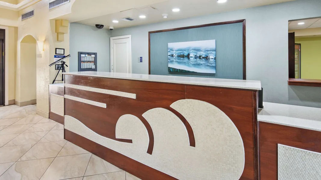 Best Western Plus Deerfield Beach Hotel & Suites hotel detail image 2