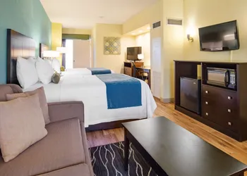 Best Western Plus Deerfield Beach Hotel & Suites hotel thumbnail 6