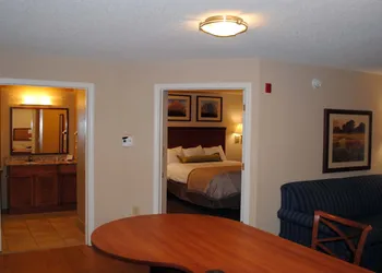 Candlewood Suites Colonial Heights Fort Lee by IHG hotel thumbnail 3