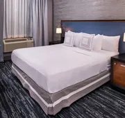 Fairfield by Marriott New York Manhattan Times Square hotel detail image 5