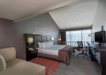 Holiday Inn Harrisburg - Hershey Area, I-81 by IHG hotel thumbnail 3