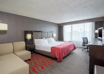 Holiday Inn Harrisburg - Hershey Area, I-81 by IHG hotel thumbnail 5