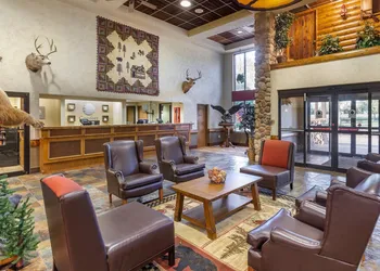 Comfort Inn & Suites Branson Meadows hotel thumbnail 3