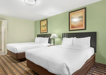 Quality Inn & Suites Plano East - Richardson hotel thumbnail 6