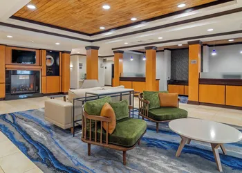 Fairfield Inn & Suites by Marriott Commerce hotel thumbnail 2