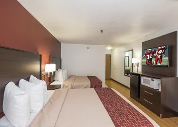 Red Roof Inn Columbus - Hebron hotel thumbnail 7