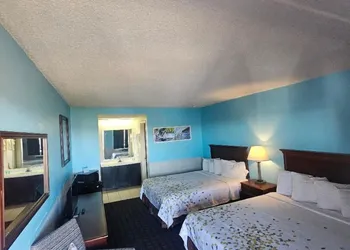 Hawk's Nest Lodge hotel thumbnail 4