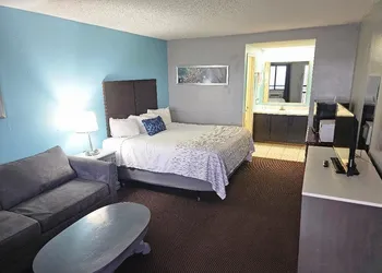 Hawk's Nest Lodge hotel thumbnail 8