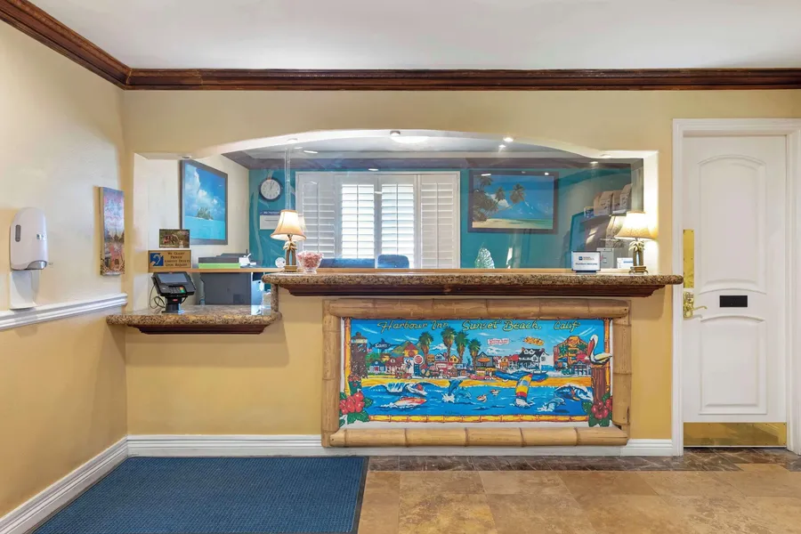 Best Western Harbour Inn & Suites Huntington - Sunset Beach hotel detail image 6
