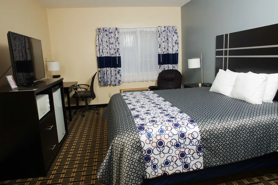 Dutch Inn and Suites hotel detail image 6
