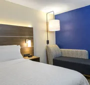 Holiday Inn Express & Suites North Bay by IHG hotel detail image 5