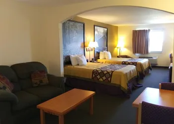 Super 8 by Wyndham Columbia East hotel thumbnail 8