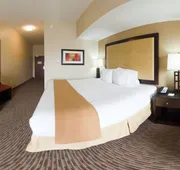 Holiday Inn Express Hotel & Suites CORDELE NORTH by IHG hotel detail image 3