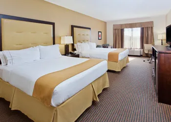 Holiday Inn Express Hotel & Suites CORDELE NORTH by IHG hotel thumbnail 6