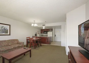 Parc Corniche Condominium Suite Hotel hotel thumbnail 6
