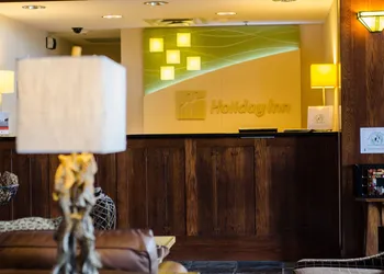 Holiday Inn Pewaukee - Milwaukee West by IHG hotel thumbnail 2