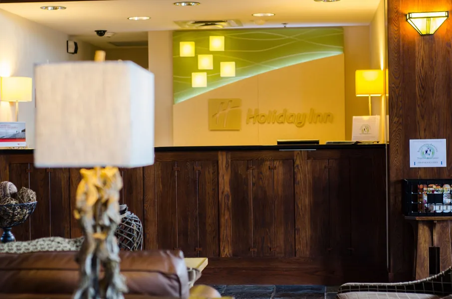 Holiday Inn Pewaukee - Milwaukee West by IHG hotel detail image 2