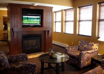 Holiday Inn Pewaukee - Milwaukee West by IHG hotel thumbnail 7