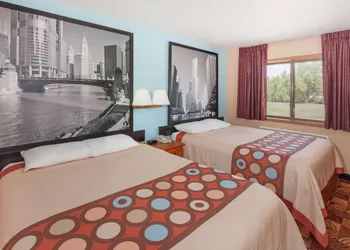 Super 8 by Wyndham Shipshewana hotel thumbnail 4