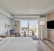 The Pierside Santa Monica hotel detail image 4