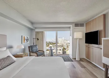 The Pierside Santa Monica hotel thumbnail 4