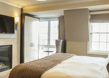Forty 1 North hotel thumbnail 4