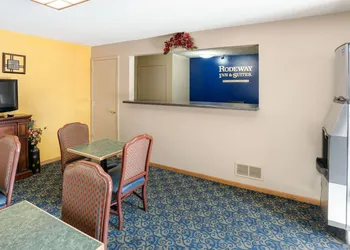 Rodeway Inn & Suites Austin I-90 hotel thumbnail 2