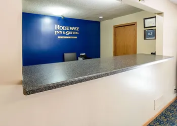 Rodeway Inn & Suites Austin I-90 hotel thumbnail 4