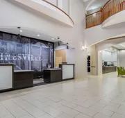 La Quinta Inn & Suites by Wyndham Gainesville hotel detail image 3