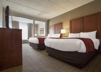 Comfort Suites Richmond hotel thumbnail 8