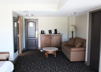 The Royal Anne Hotel hotel thumbnail 4