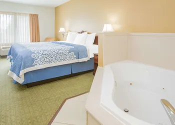 Days Inn by Wyndham Hattiesburg MS hotel thumbnail 6