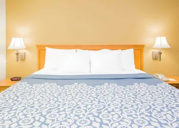 Days Inn by Wyndham Hattiesburg MS hotel thumbnail 5