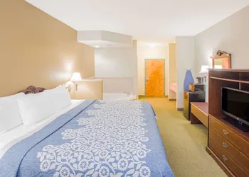 Days Inn by Wyndham Hattiesburg MS hotel thumbnail 8