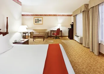 Holiday Inn Exp Winston Salem by IHG hotel thumbnail 3